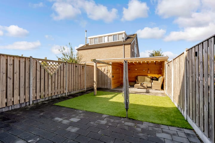 Foto 54 van Alban Bergstraat 2