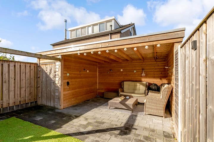 Foto 57 van Alban Bergstraat 2