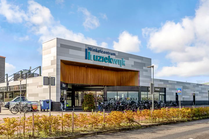 Foto 65 van Alban Bergstraat 2