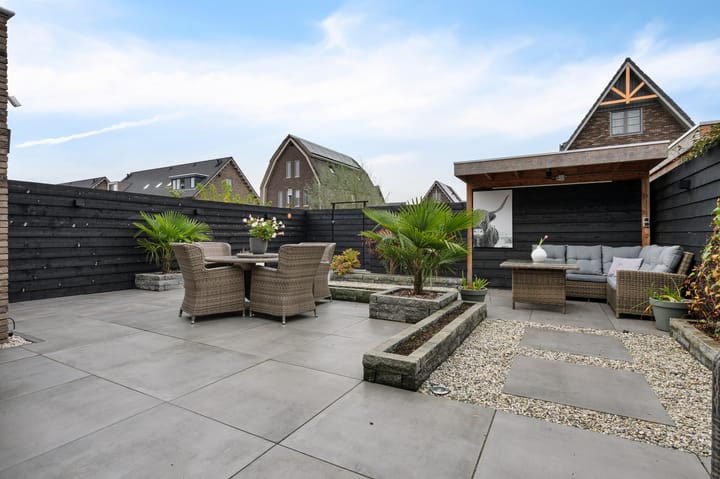 Photo 33 of Vlaserf 8