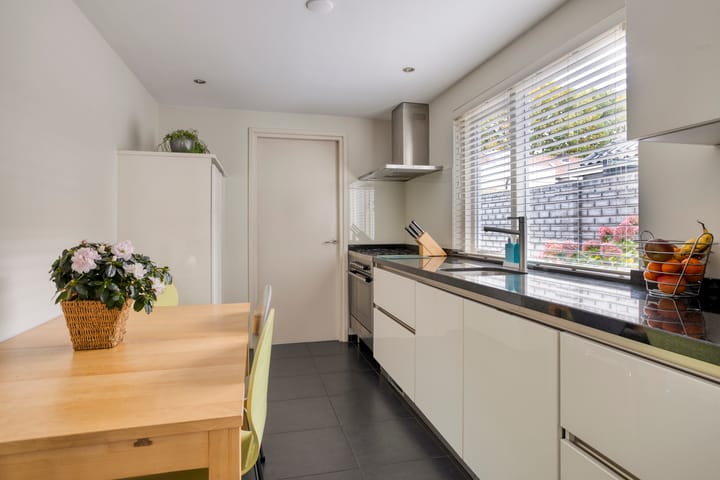 Photo 10 of Winkler Prinsstraat 16