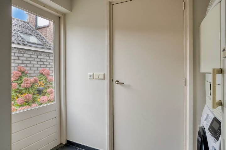 Photo 13 of Winkler Prinsstraat 16