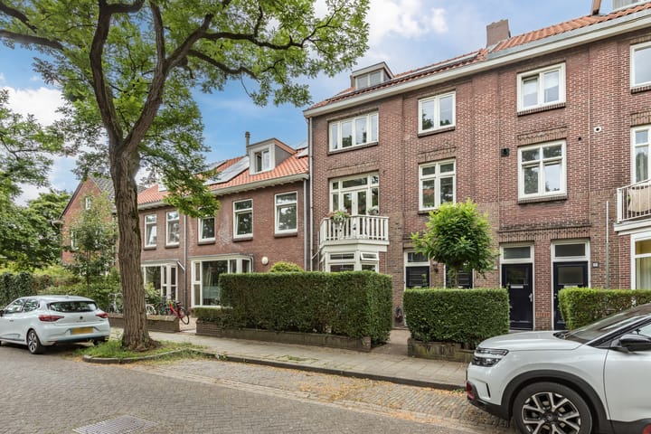Foto 42 van Ruisdaelstraat 70