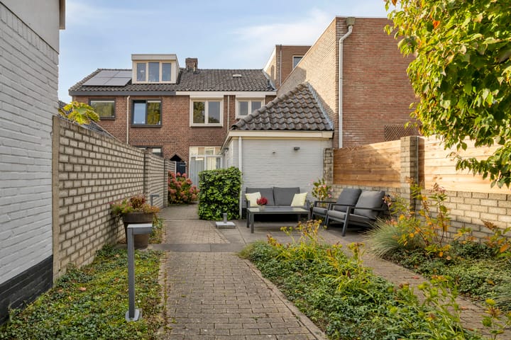 Photo 32 of Winkler Prinsstraat 16