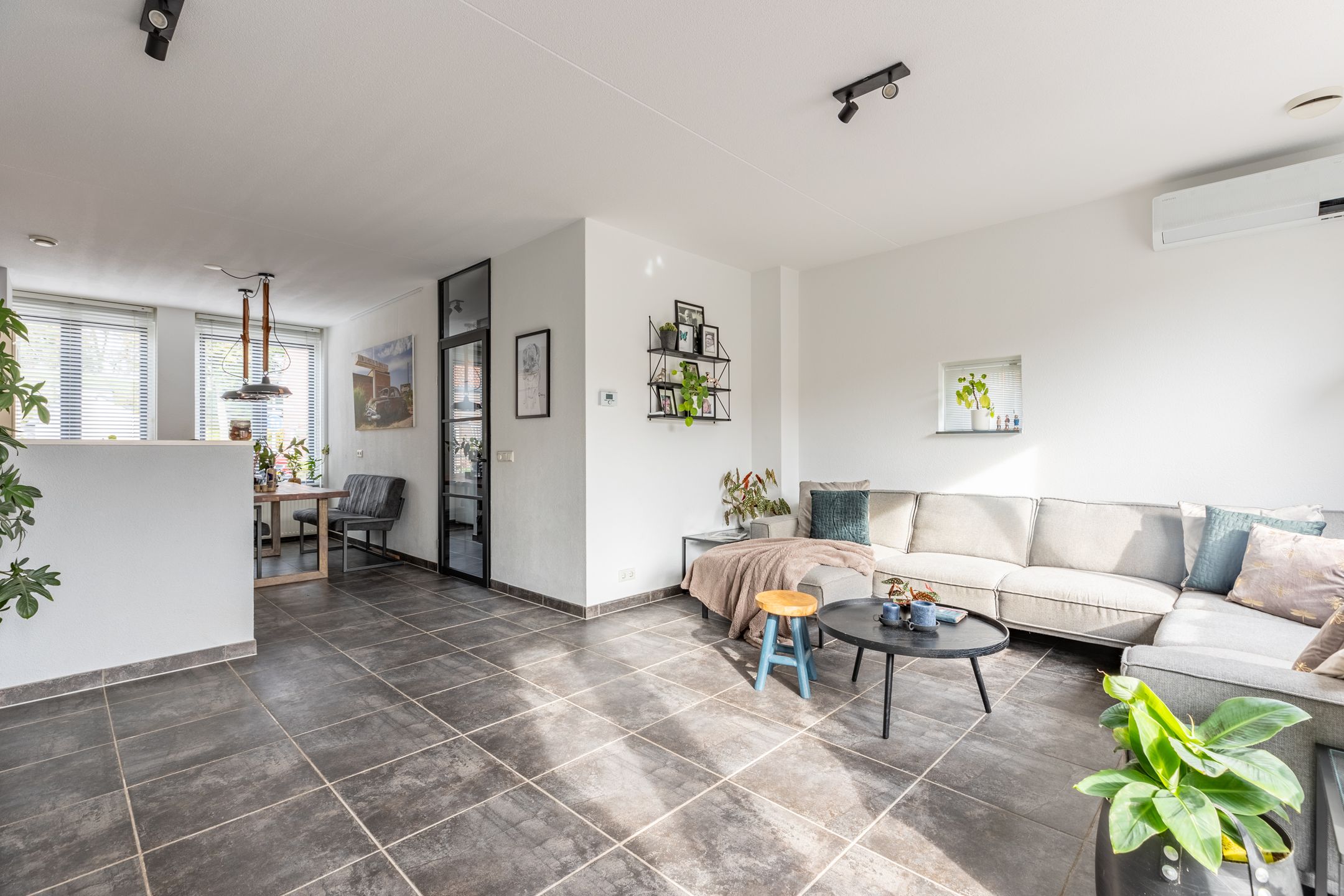 Foto 9 van Witte de Withstraat 41