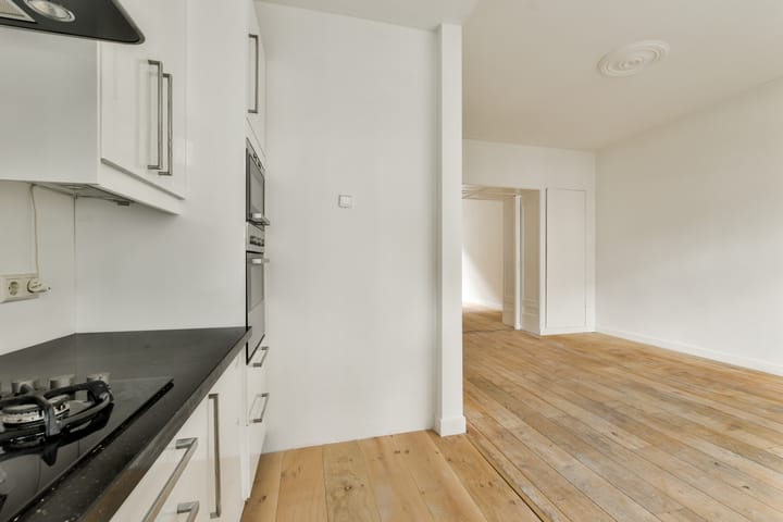 Foto 11 van Tweede Helmersstraat 9-1