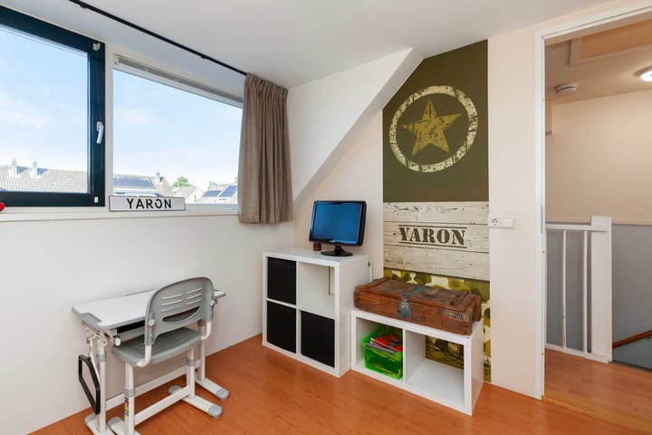 Photo 32 of Purperreiger 17