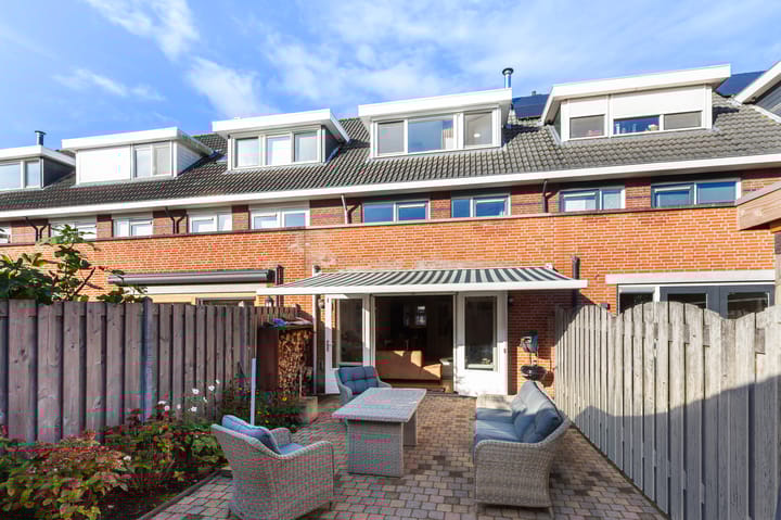 Photo 37 of Purperreiger 17