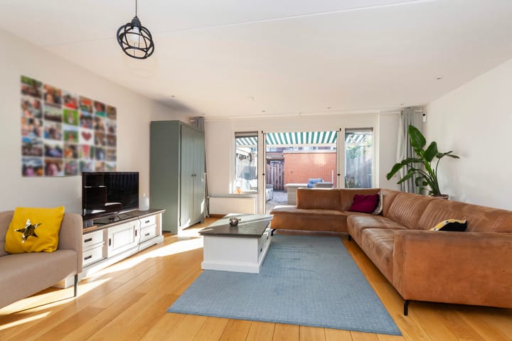 Photo 8 of Purperreiger 17