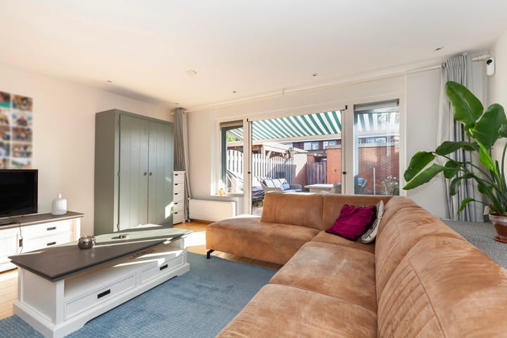 Photo 9 of Purperreiger 17