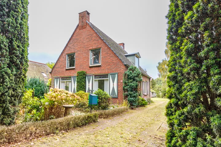 Foto 5 van Almelosestraat 29