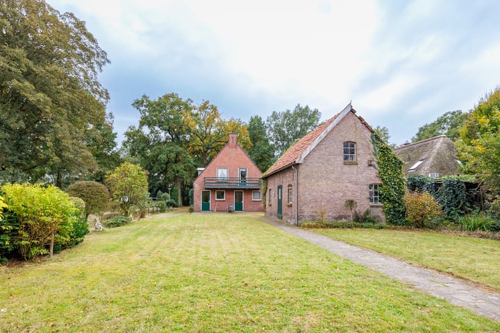 Foto 3 van Almelosestraat 29