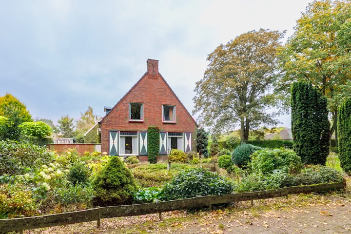 Foto 49 van Almelosestraat 29