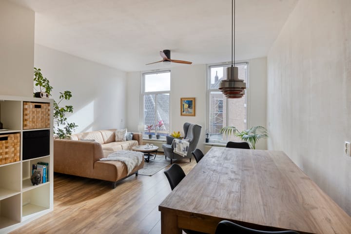 Foto 18 van Schoolstraat 10-03