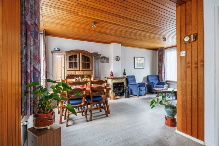 Photo 9 of Plantsoenstraat 7