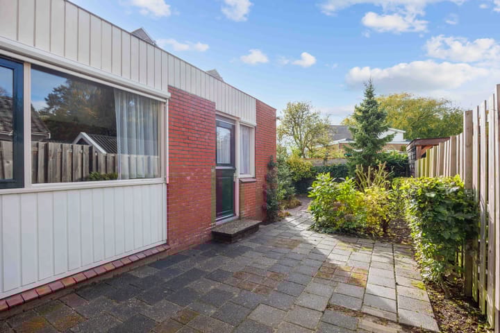 Photo 29 of Plantsoenstraat 7