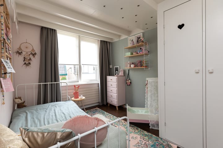 Photo 17 of Ericastraat 6