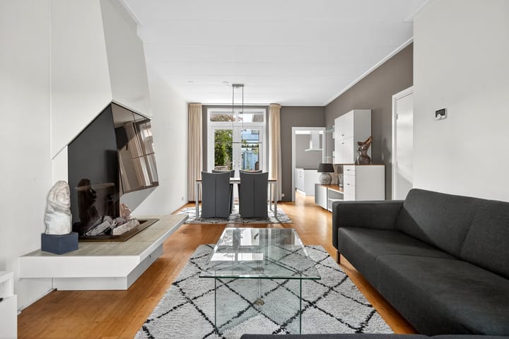 Photo 7 of Zuid Esmarkerrondweg 78