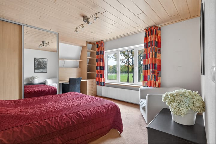 Photo 22 of Zuid Esmarkerrondweg 78