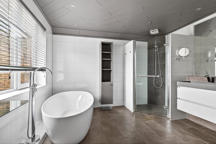 Photo 26 of Zuid Esmarkerrondweg 78