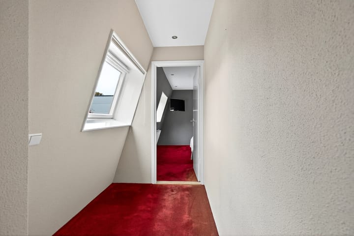 Photo 29 of Zuid Esmarkerrondweg 78