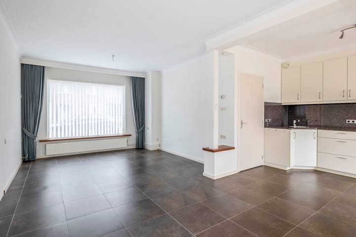 Photo 2 of Nicolaas Sichmansstraat 12