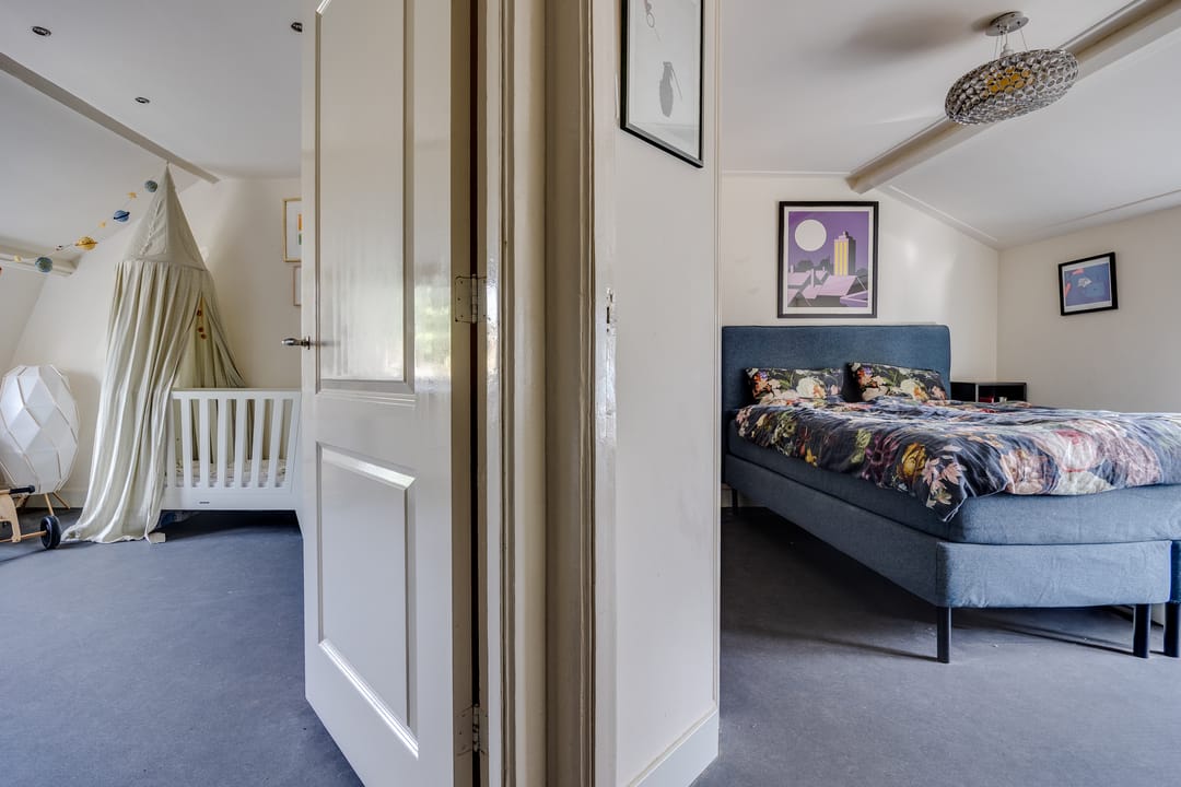 Photo 16 of Leeghwaterstraat 97