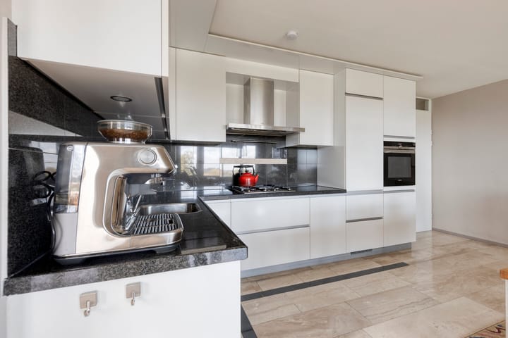 Foto 15 van Schout van Doernestraat 34