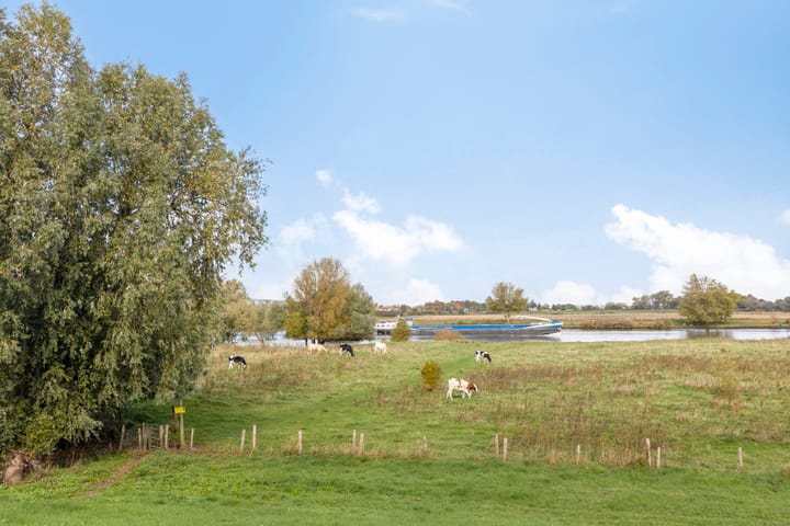 Foto 30 van Schout van Doernestraat 34