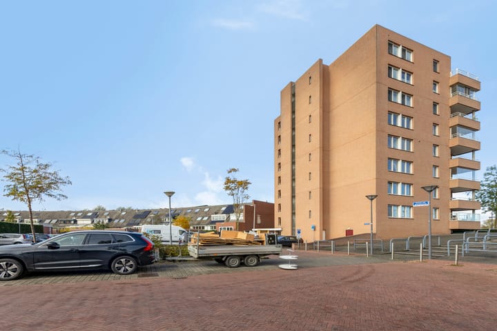 Foto 33 van Schout van Doernestraat 34