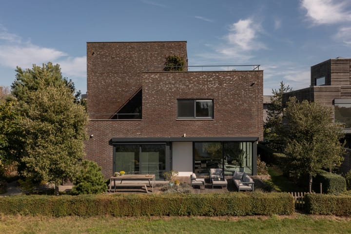 Foto 1 van Larikslaan 2