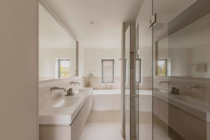 Foto 28 van Larikslaan 2