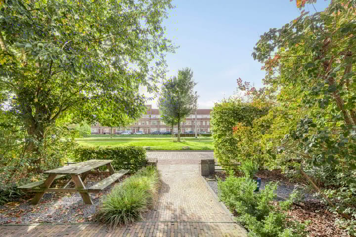 Foto 26 van Johan de Wittlaan 145