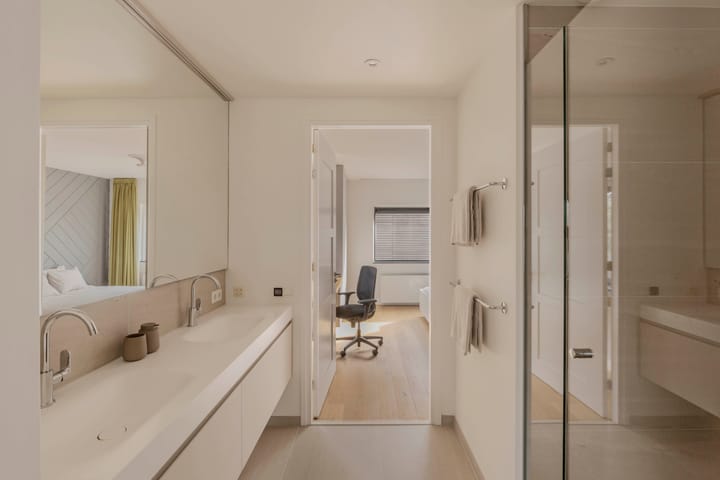 Foto 34 van Larikslaan 2