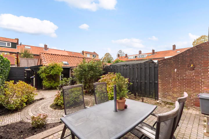 Foto 33 van Batavierstraat 7