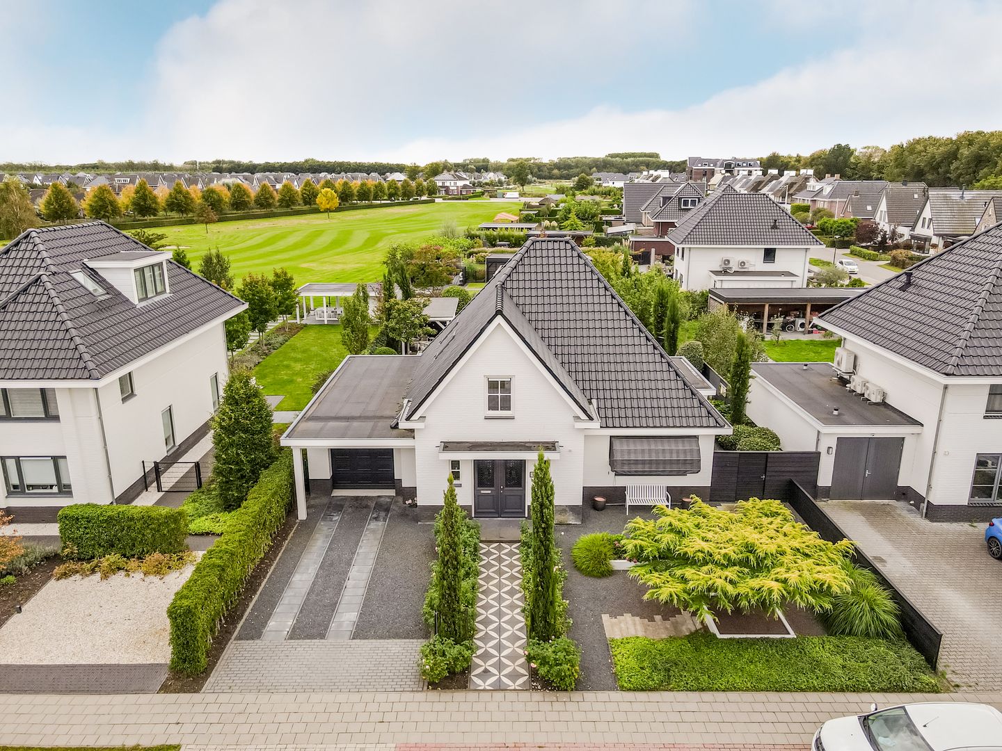 Photo 4 of Roderveld 54