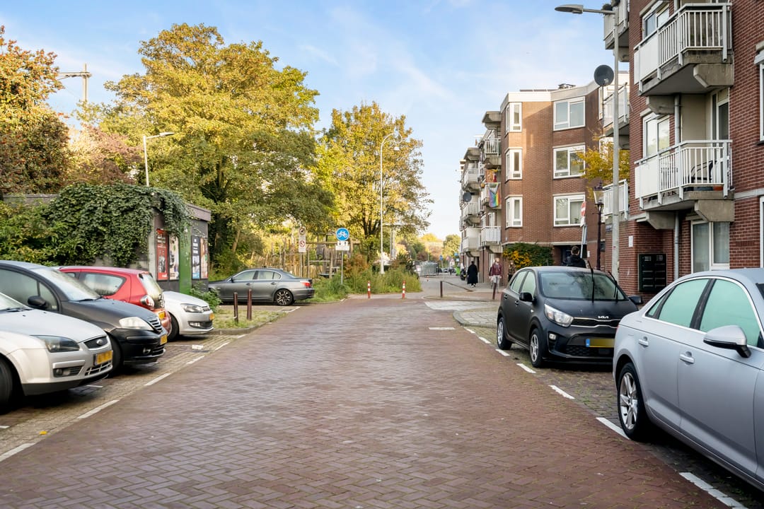 Foto 26 van Celebesstraat 60-D