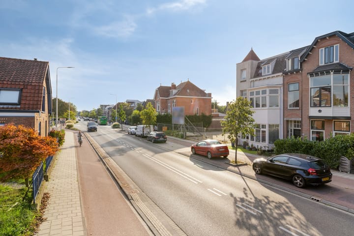 Foto 34 van Weeresteinstraat 133