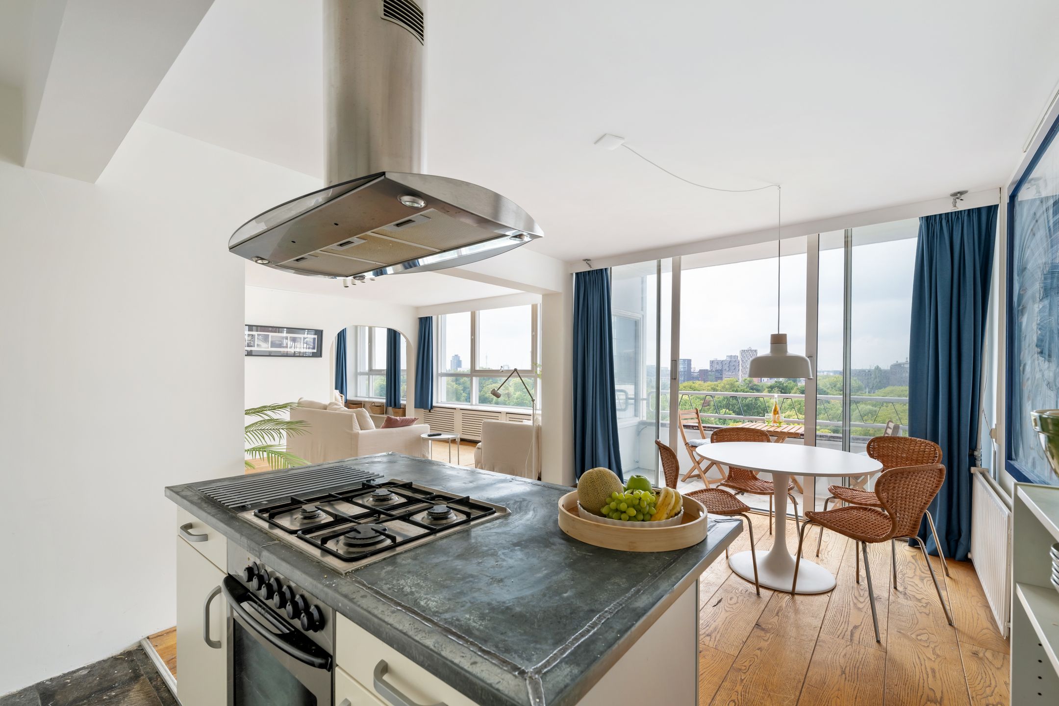 Foto 18 van Westzeedijk 212