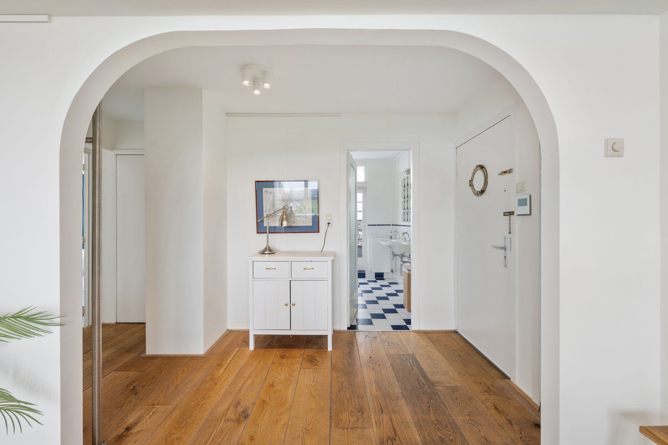 Foto 6 van Westzeedijk 212