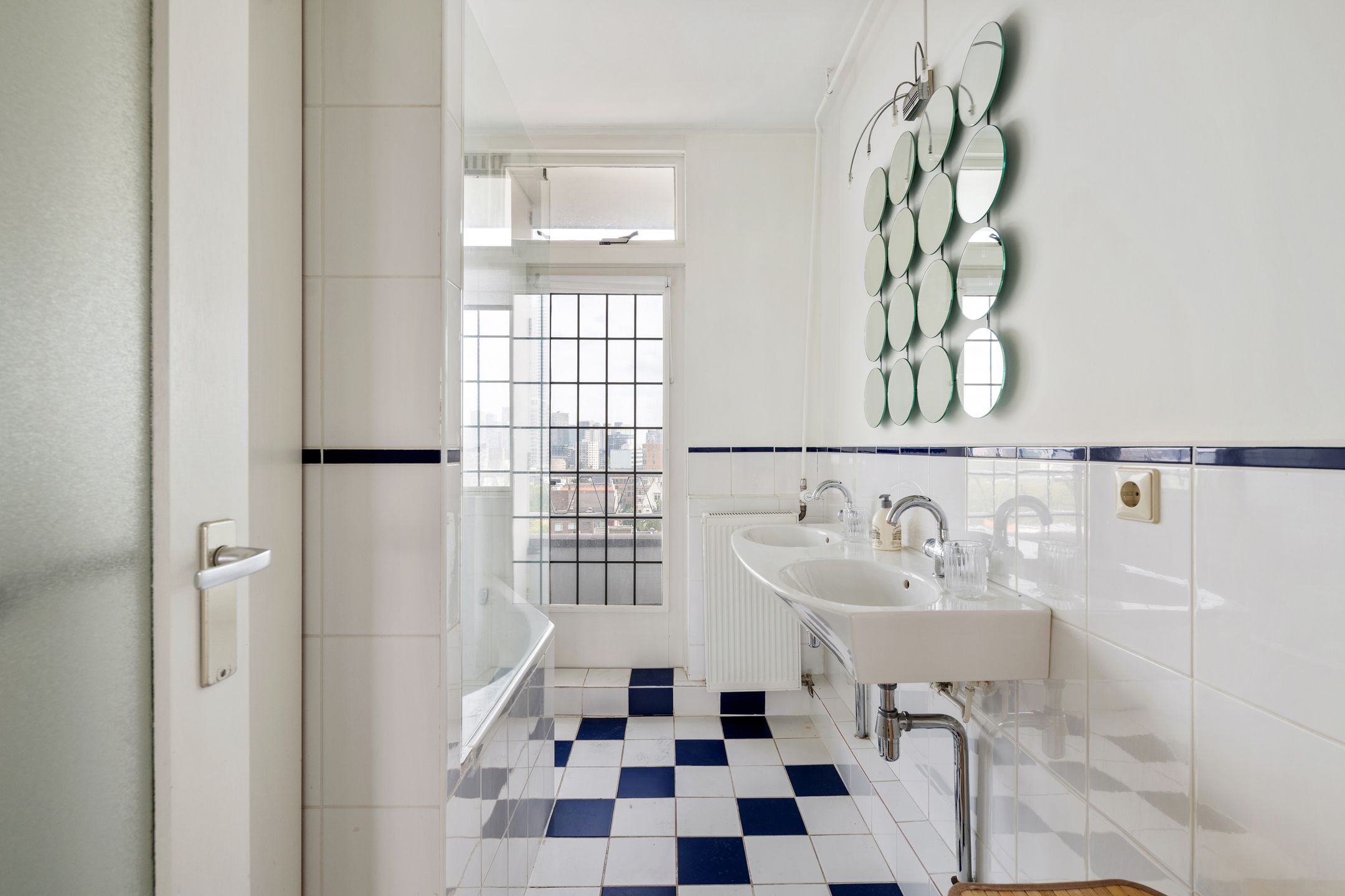 Foto 24 van Westzeedijk 212