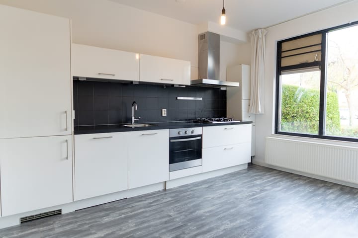 Foto 3 van Botter 13 18