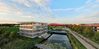 View 360° photos