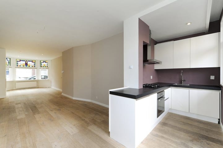 Photo 8 of Stuyvesantstraat 272