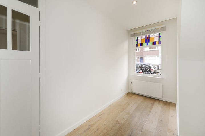 Photo 17 of Stuyvesantstraat 272