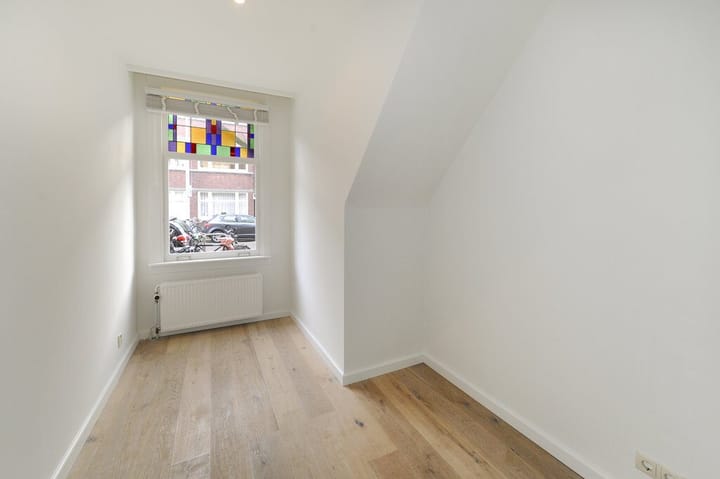 Photo 16 of Stuyvesantstraat 272