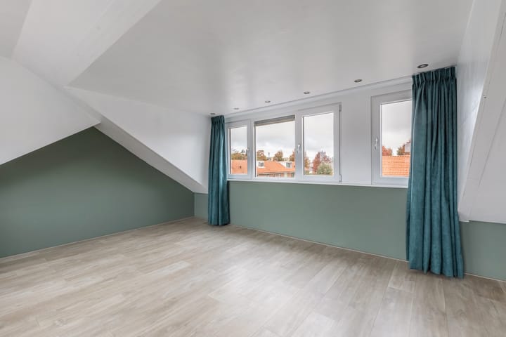 Foto 28 van Beukenlaan 50