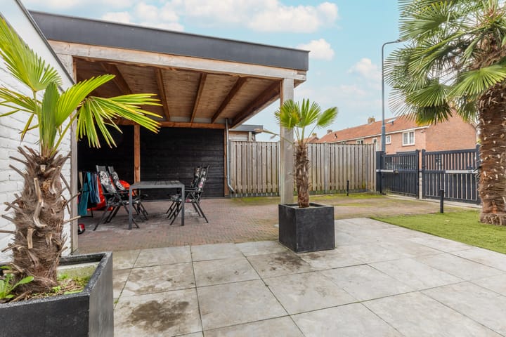 Foto 33 van Beukenlaan 50