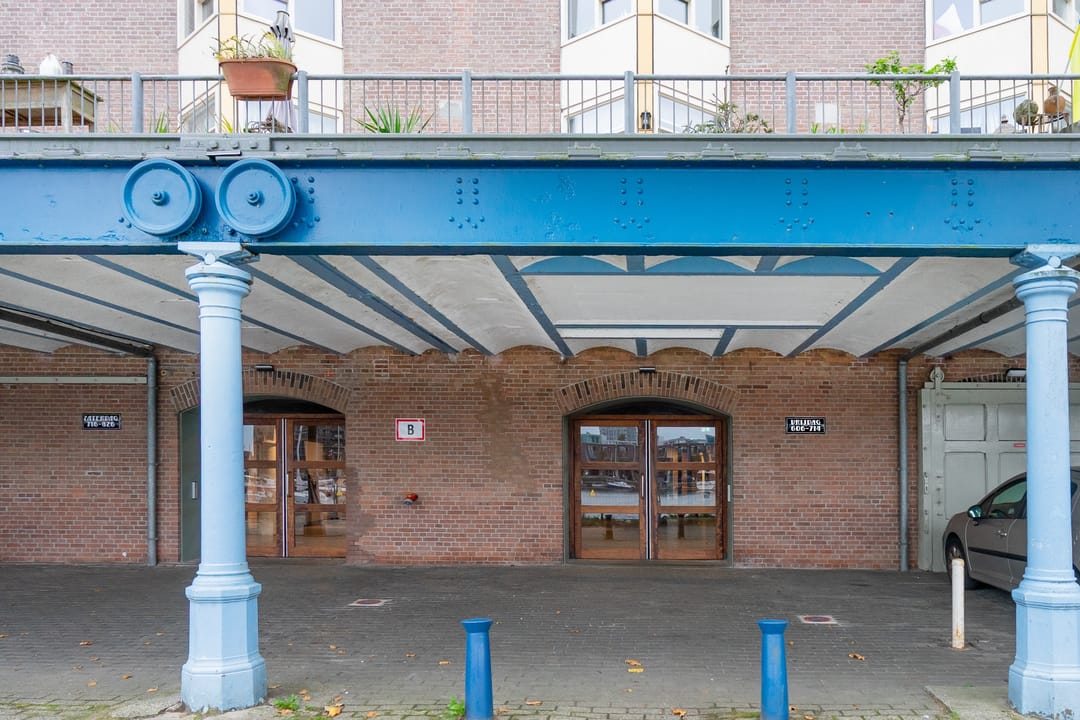 Photo 38 of Zeeburgerkade 700