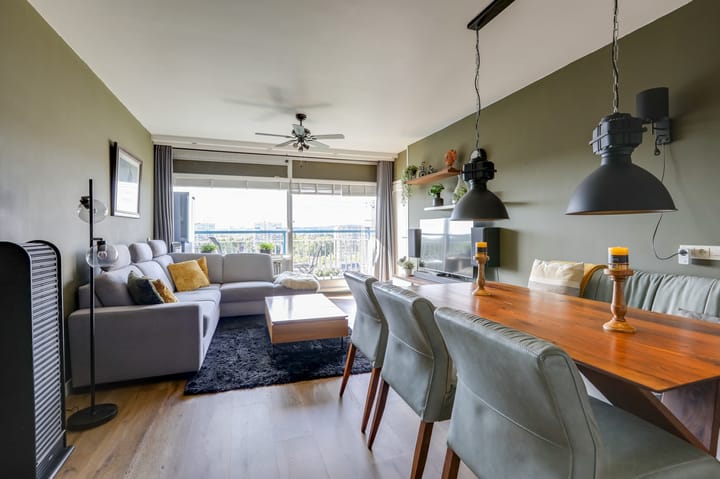 Photo 2 of Aalscholversingel 380